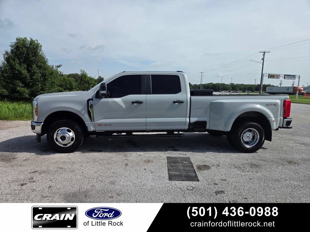 Used 2025 Ford F350 XL w/ XL Driver Assist Package AWD/4WD image 1