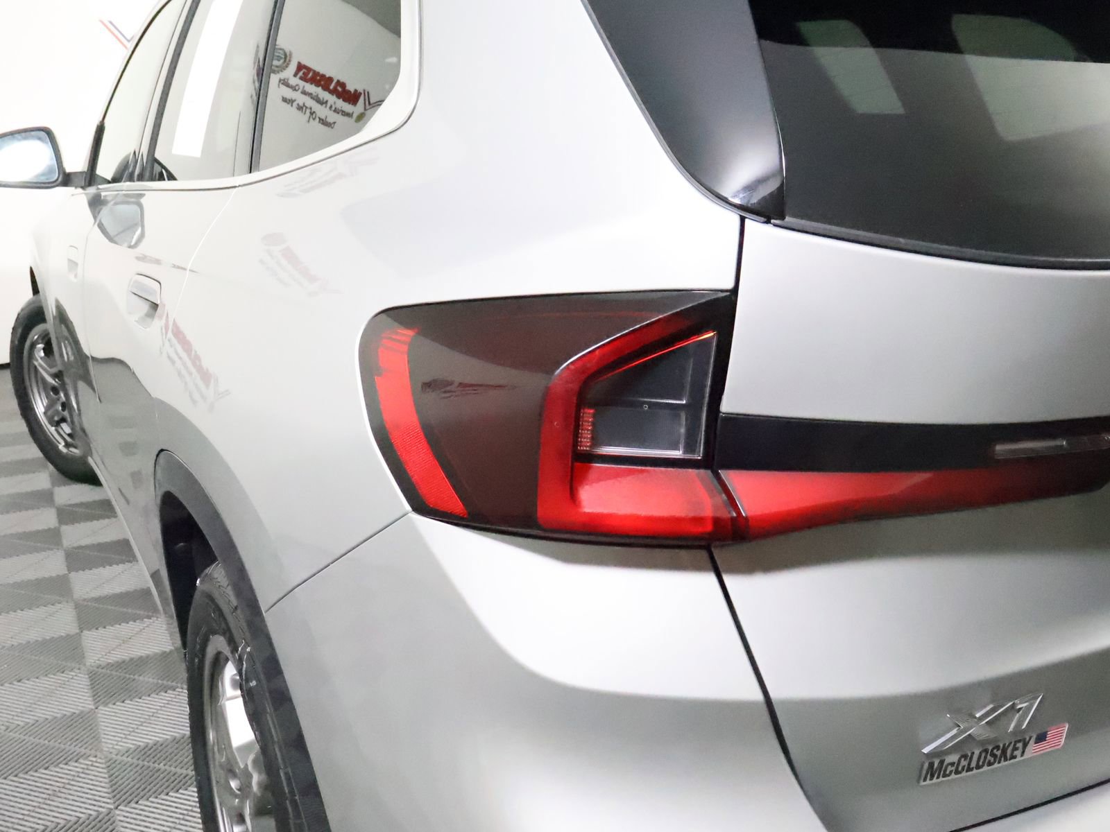 Used 2024 BMW X1 xDrive28i image 9