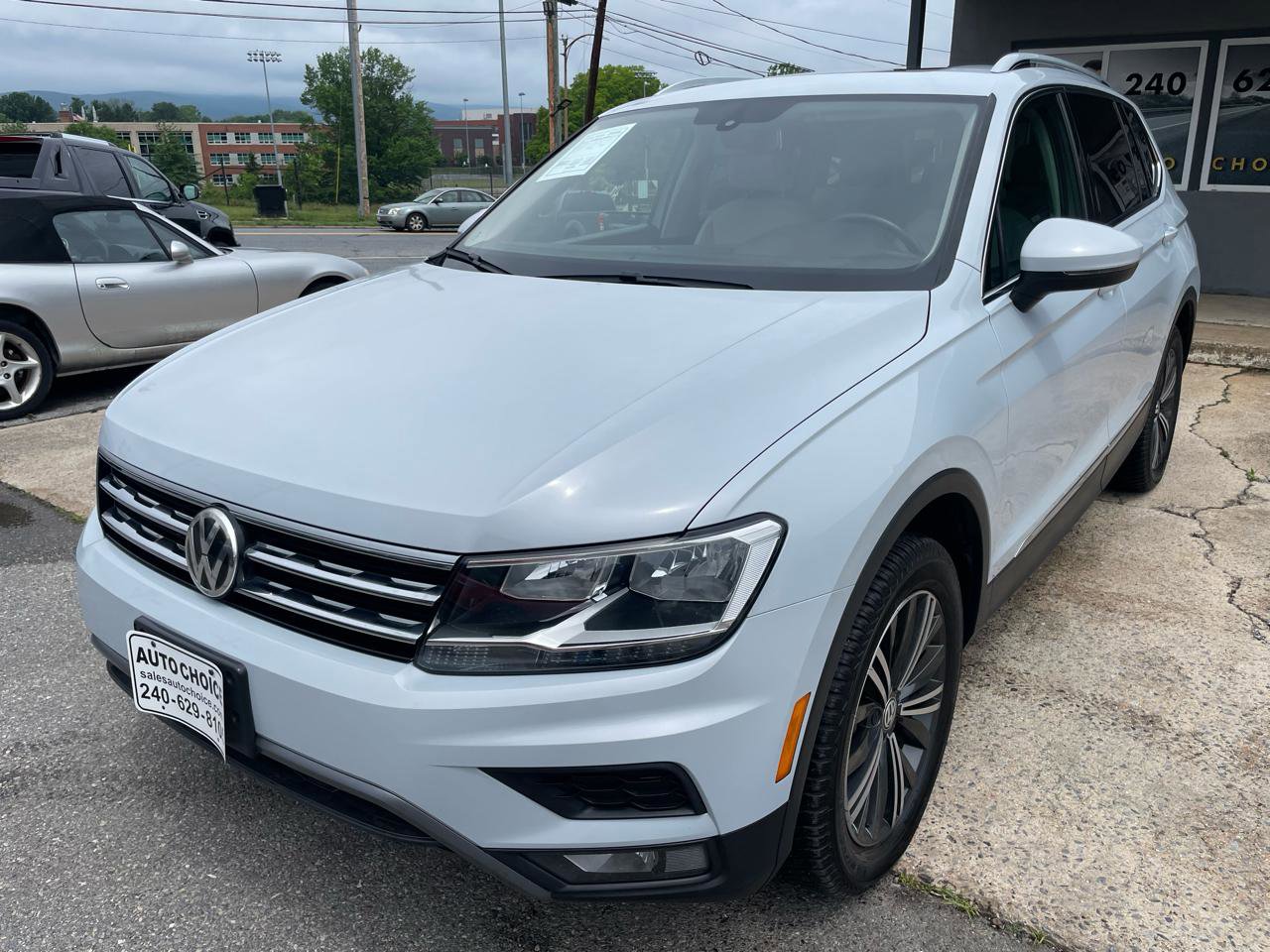 Used 2018 Volkswagen Tiguan SE