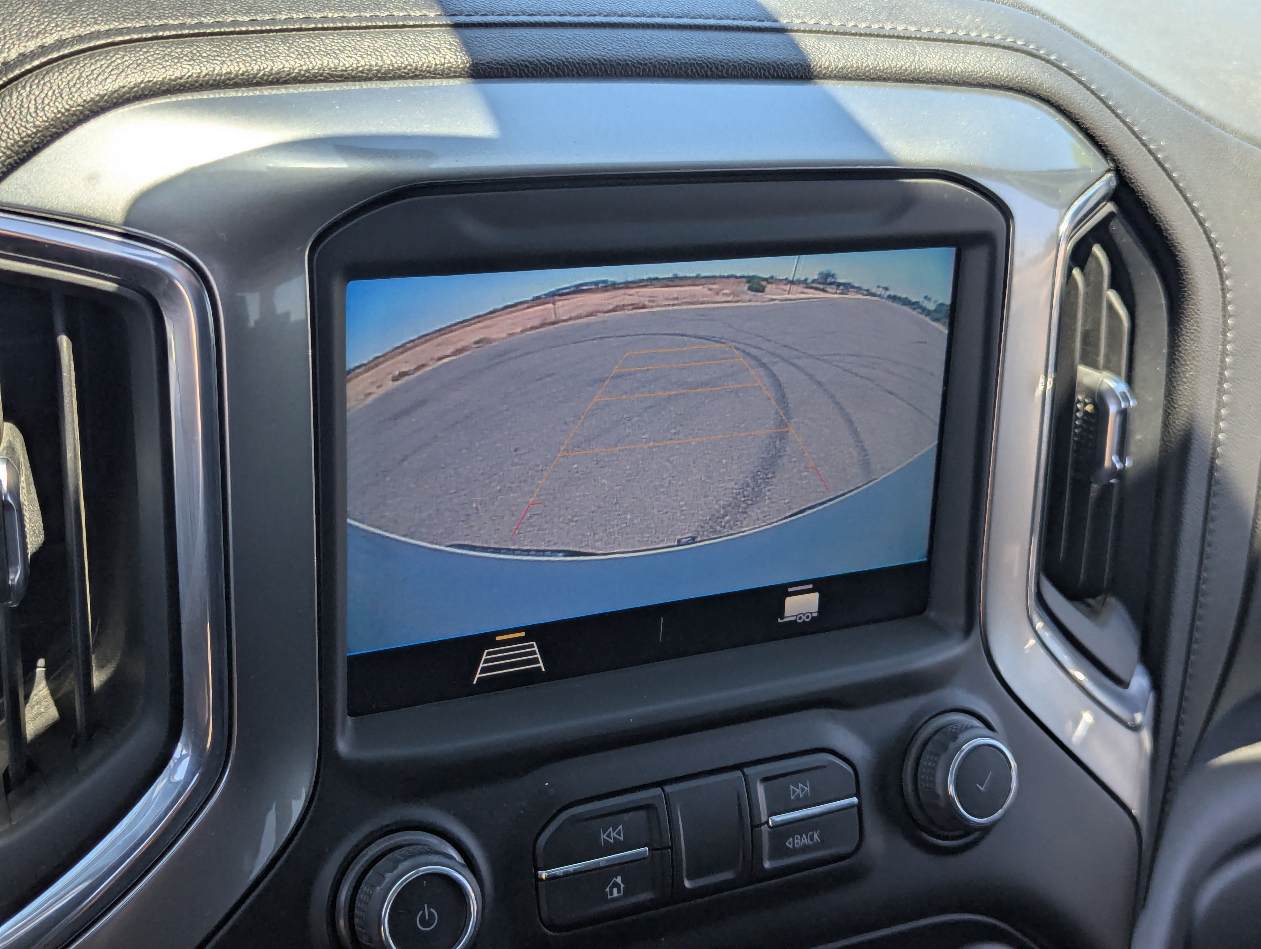 Used 2021 Chevrolet Silverado 1500 LT Trail Boss w/ Bed Protection Package AWD/4WD image 26