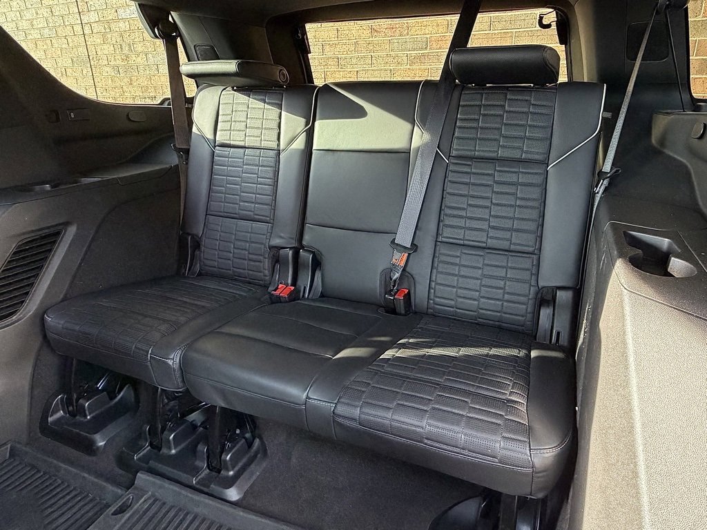Used 2023 Cadillac Escalade V w/ LPO, ONYX Package image 19