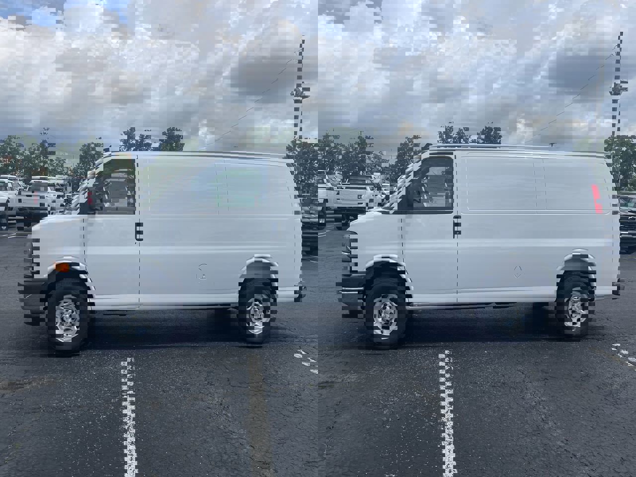 New 2025 Chevrolet Express 3500 Extended w/ Driver Convenience Package image 54