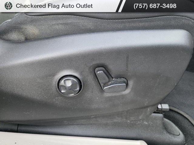 Used 2018 Chrysler Pacifica Limited image 44