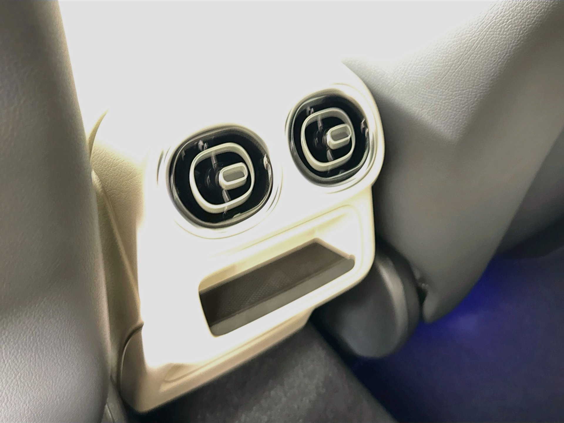 New 2027 Mercedes-Benz GLC 300 4MATIC image 27