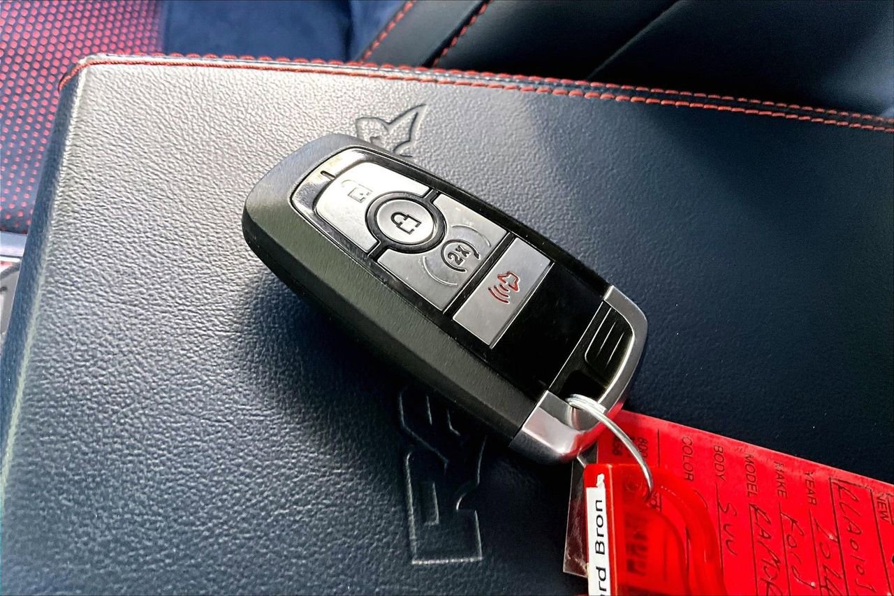 Used 2024 Ford Bronco Raptor w/ Interior Carbon Fiber Pack 6 image 32