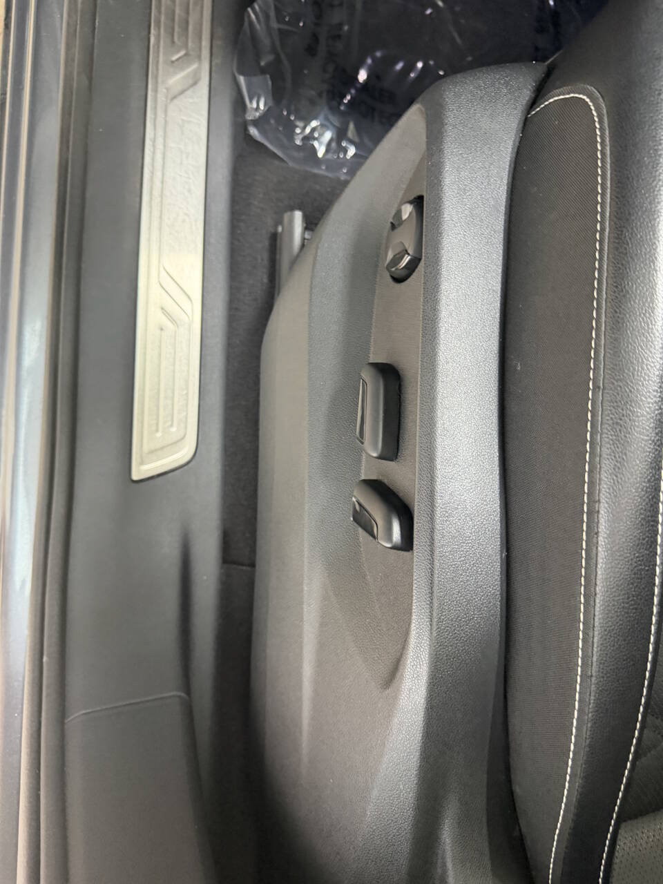 Used 2024 Volkswagen Atlas SE AWD/4WD image 18