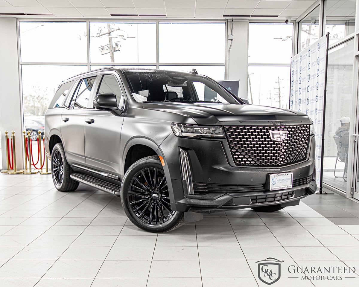Used 2023 Cadillac Escalade Luxury w/ LPO, Floor Liner Package AWD/4WD image 3
