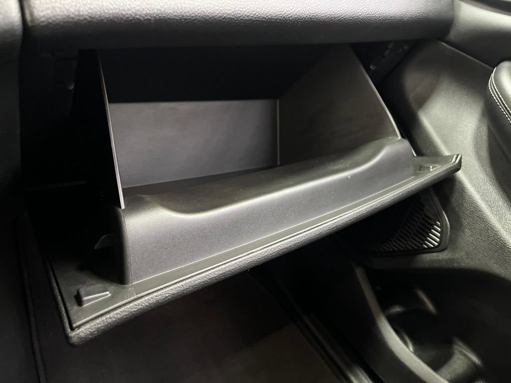Used 2023 Jeep Grand Cherokee Altitude RWD image 28