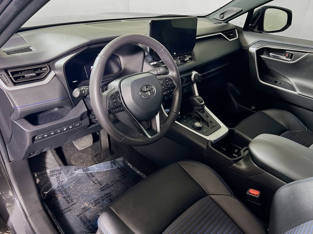 Used 2024 Toyota RAV4 XSE w/ Advanced Technology Package AWD/4WD image 10