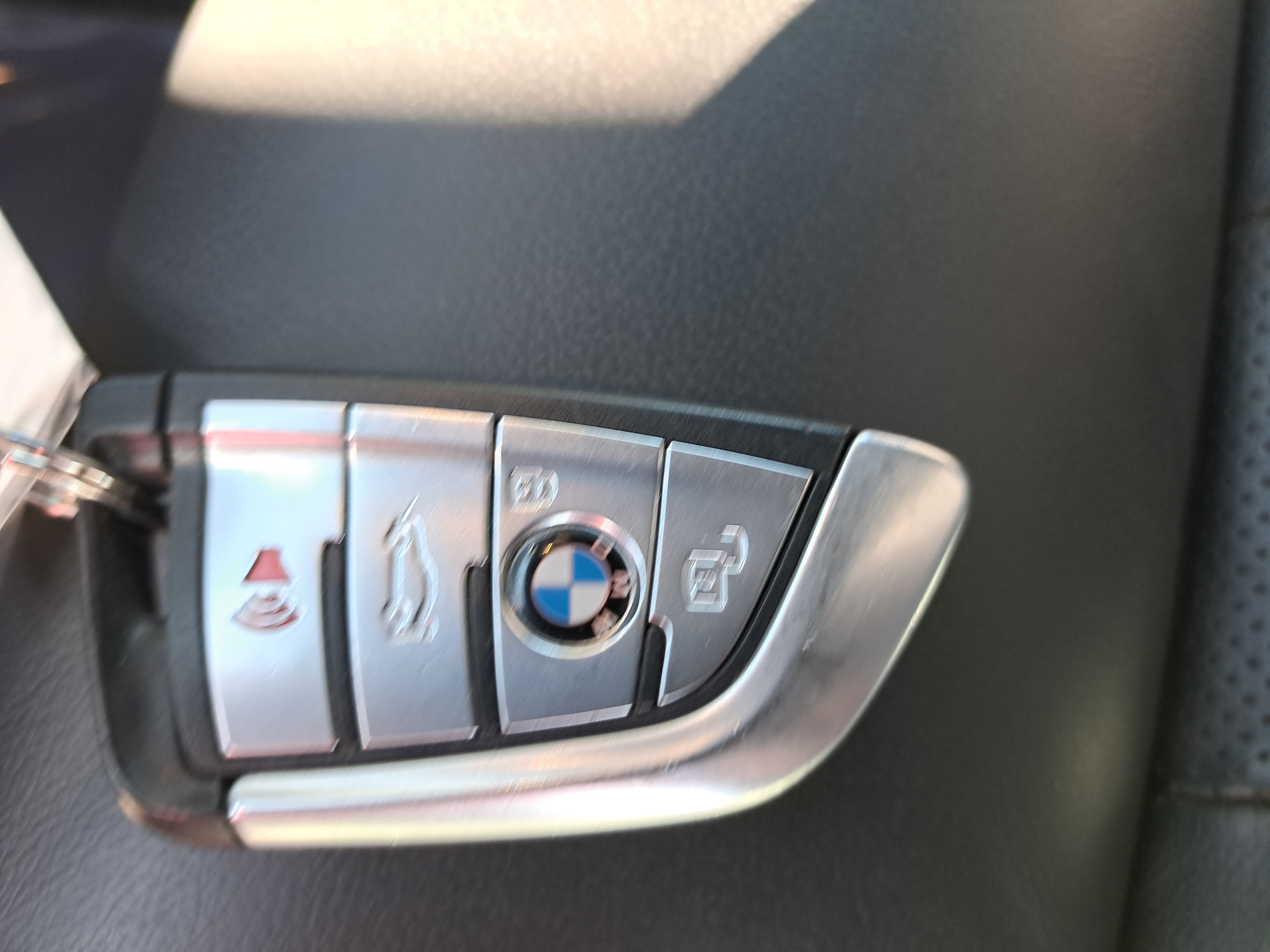 Used 2019 BMW X5 xDrive40i w/ M Sport Package AWD/4WD image 37
