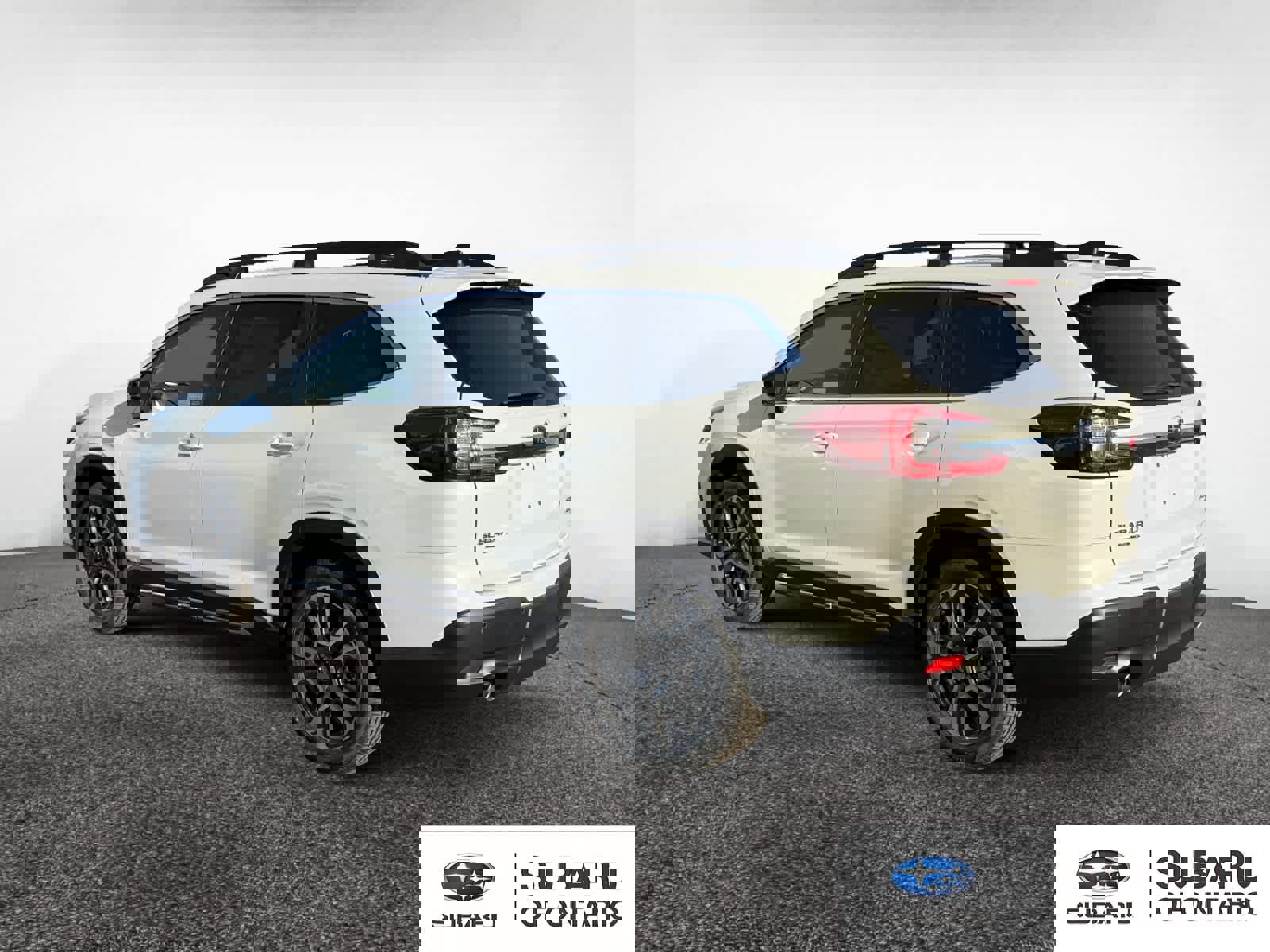 New 2025 Subaru Ascent Limited image 3