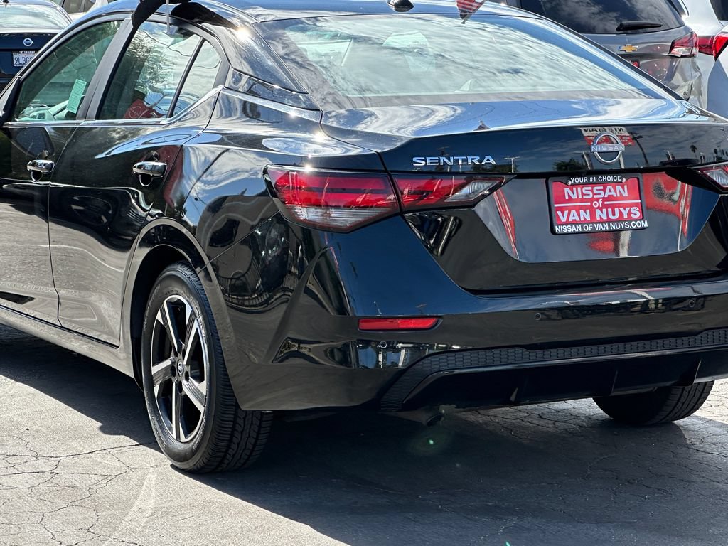 Used 2024 Nissan Sentra SV FWD image 5