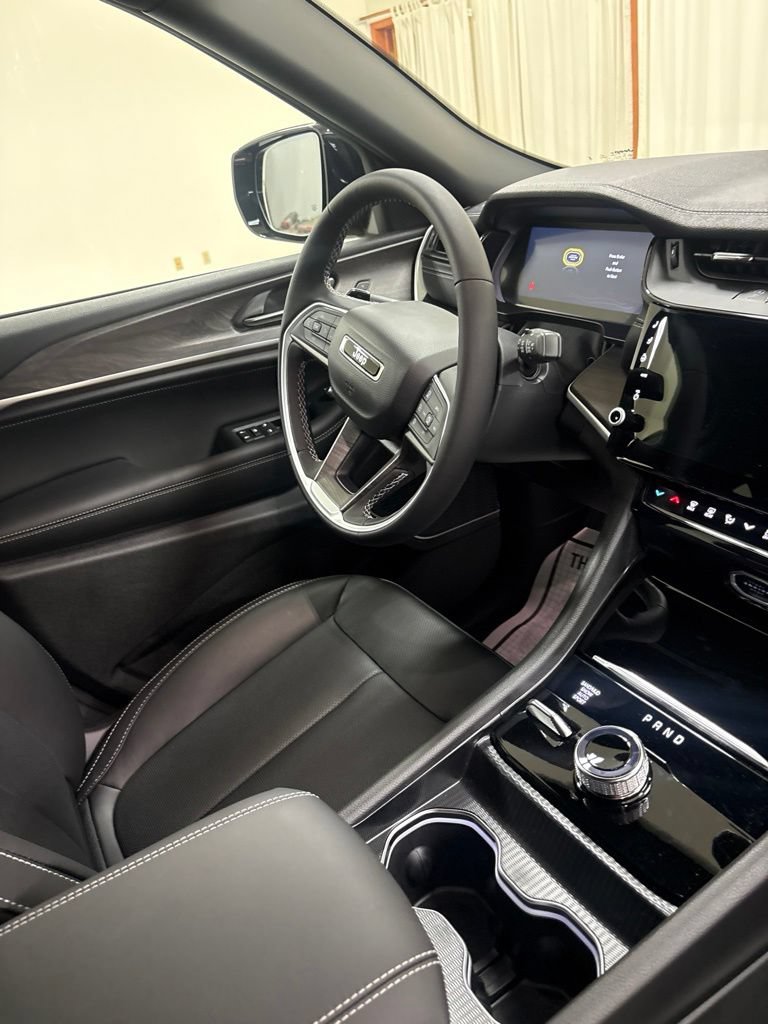 New 2026 Jeep Grand Cherokee L Limited AWD/4WD image 29
