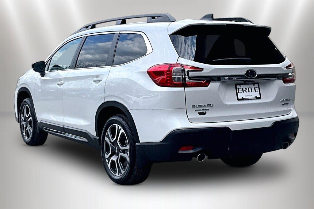 New 2026 Subaru Ascent Limited AWD/4WD image 3