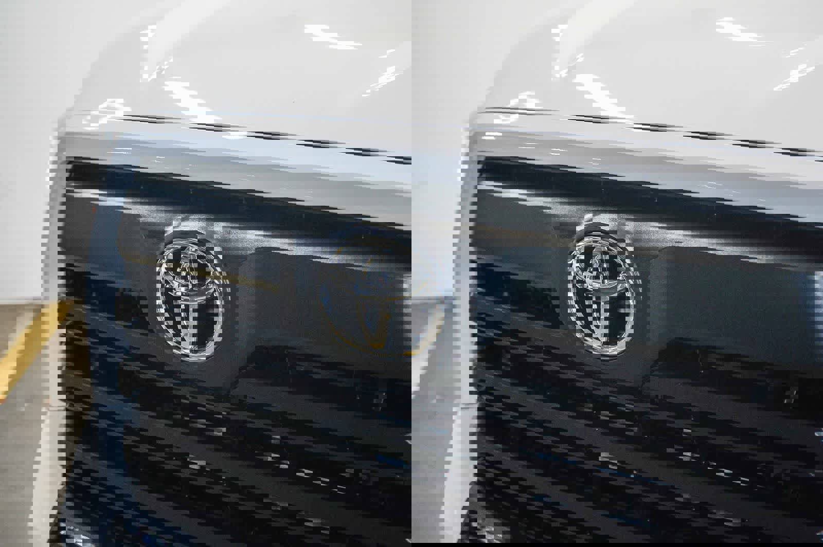 Used 2024 Toyota Tundra SR5 w/ SR5 Convenience Package image 5