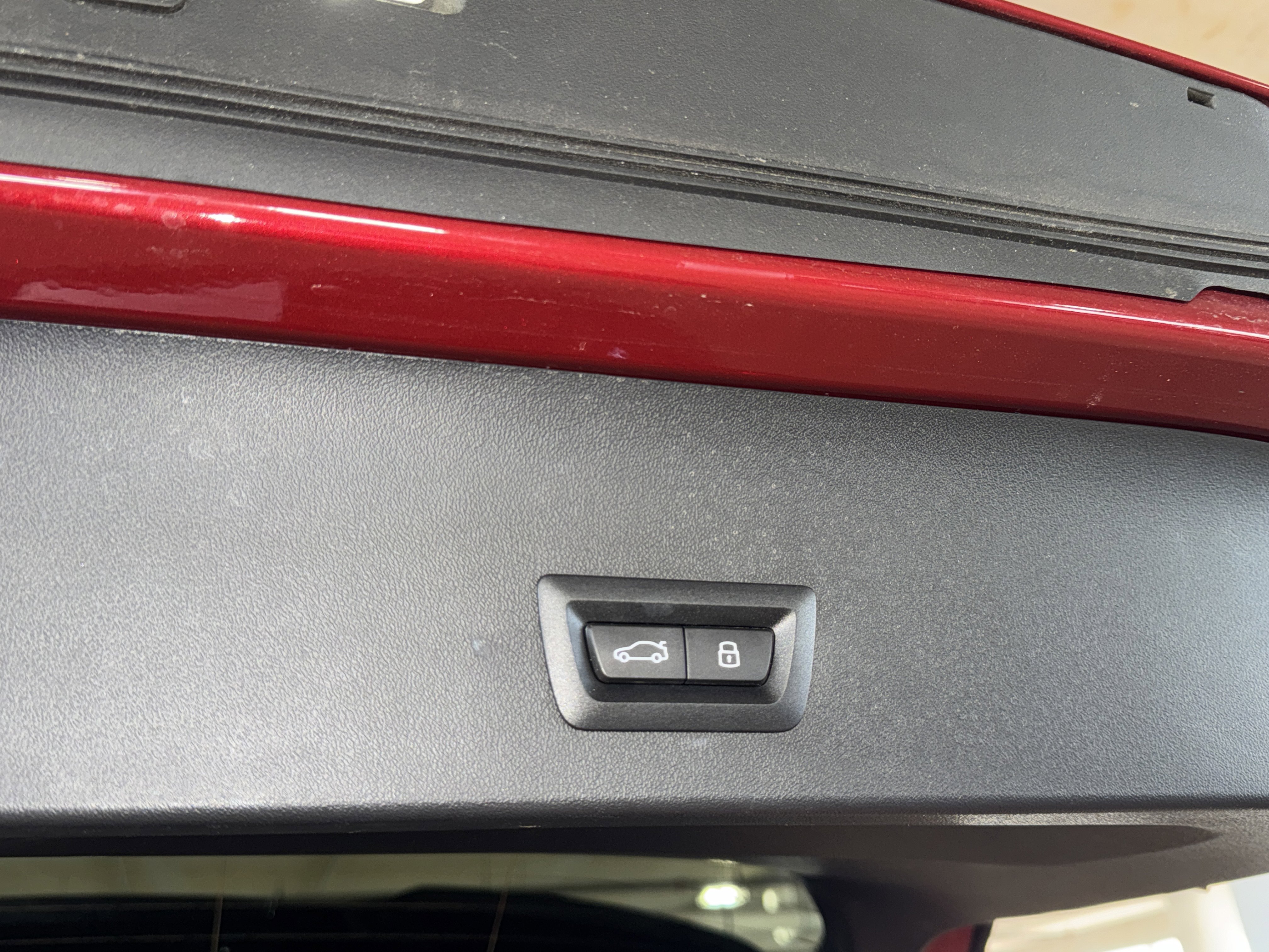 Certified 2025 BMW X3 xDrive30i image 14