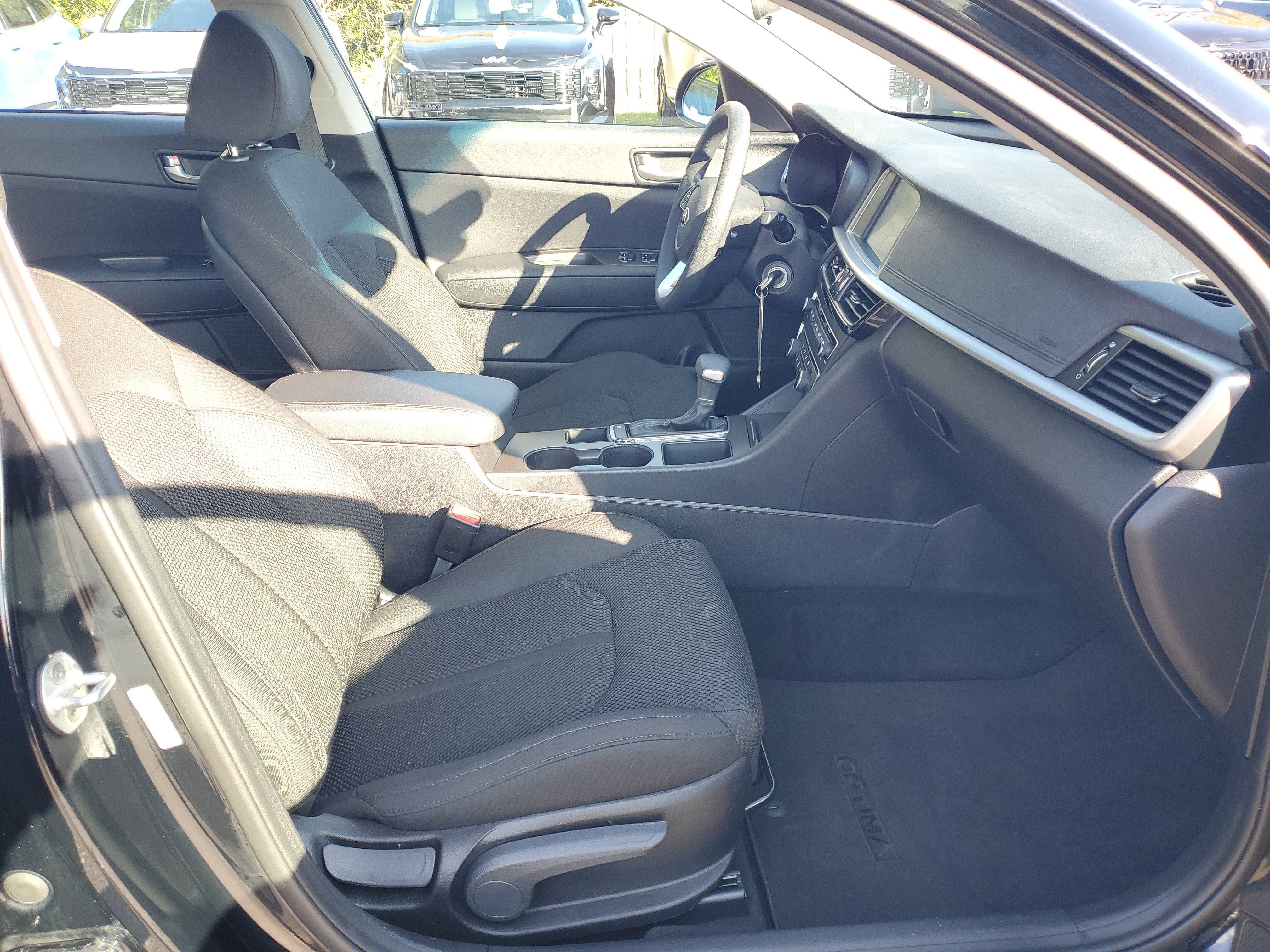 Certified 2020 Kia Optima LX image 7