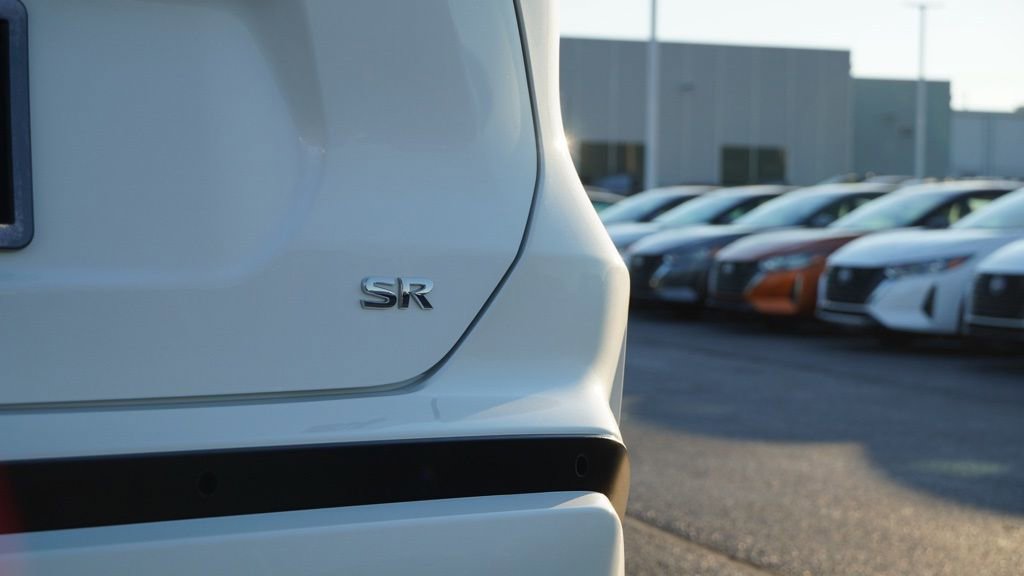 Used 2024 Nissan Kicks SR w/ SR Premium Package image 43