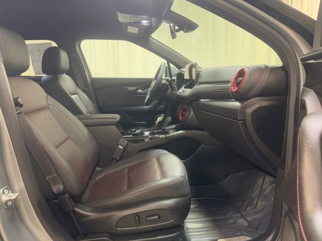 Used 2024 Chevrolet Blazer RS w/ Enhanced Convenience Package image 39