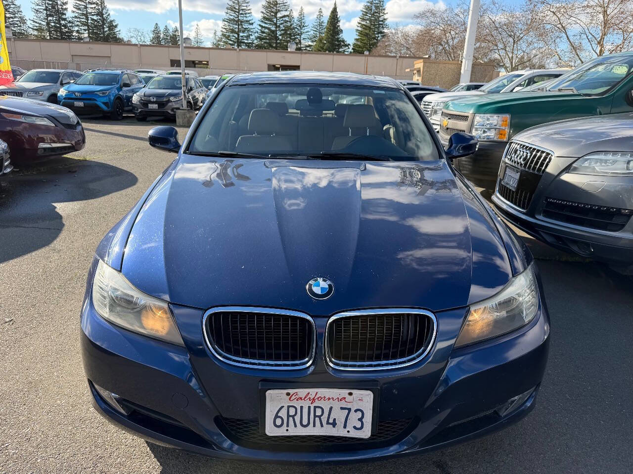 Used 2011 BMW 328i 328i 4dr Sedan SULEV RWD image 2