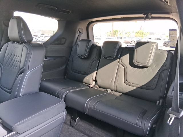 New 2026 INFINITI QX80 Autograph w/ Premium Cargo Package AWD/4WD image 26