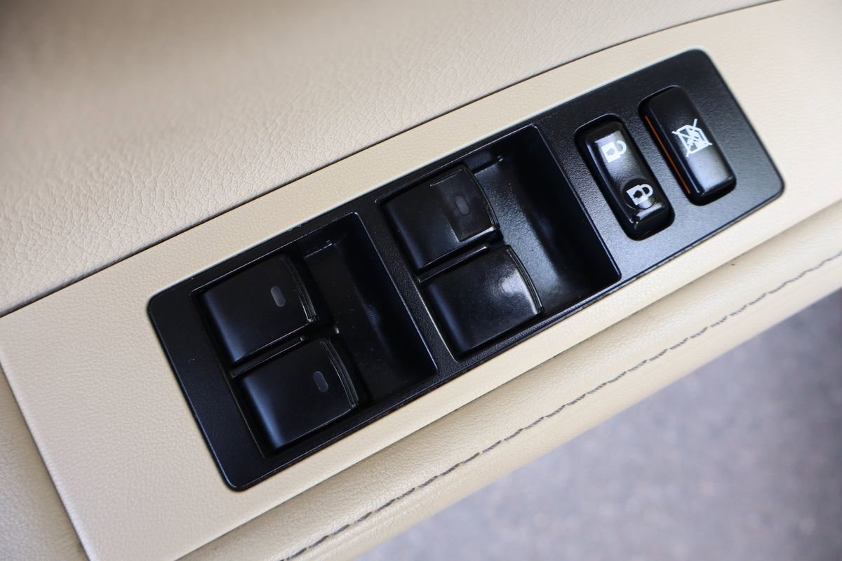 Used 2014 Lexus ES 350 image 27