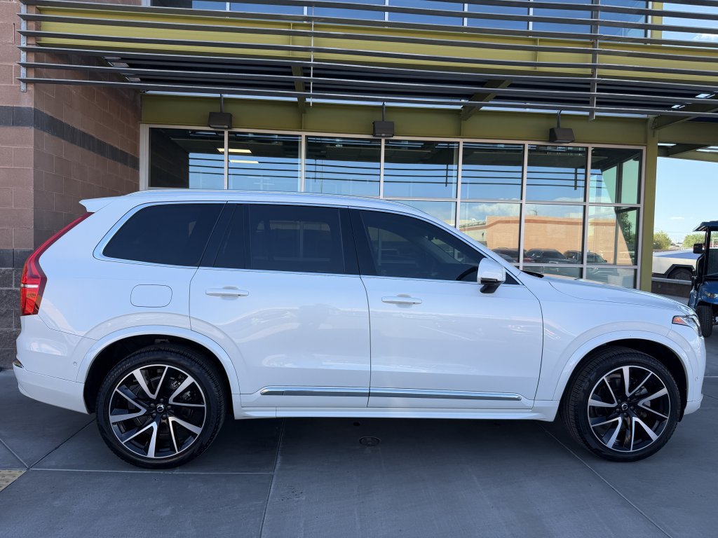 Used 2024 Volvo XC90 B6 Ultimate w/ Lounge Package AWD/4WD image 9