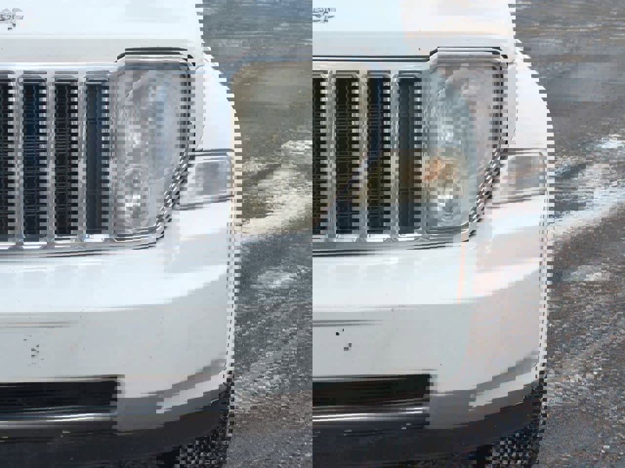 Used 2012 Jeep Liberty Limited w/ Comfort/Convenience Group image 10