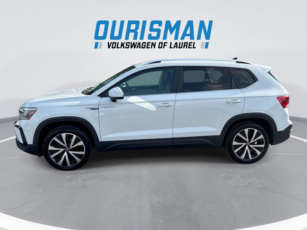 Used 2023 Volkswagen Taos SE FWD image 5