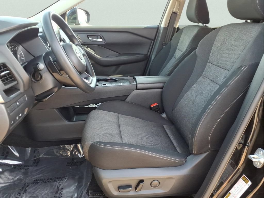 Used 2024 Nissan Rogue SV FWD image 22