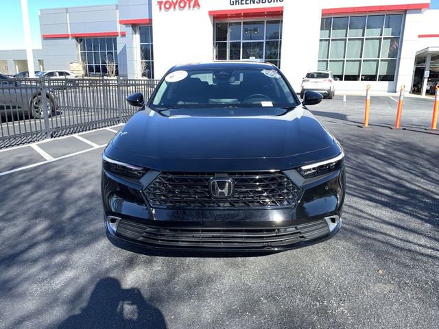 Used 2025 Honda Accord Touring image 3