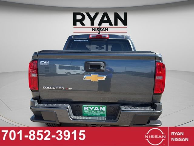 Used 2017 Chevrolet Colorado Z71 AWD/4WD image 4
