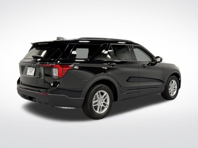 New 2026 Ford Explorer Active RWD image 8