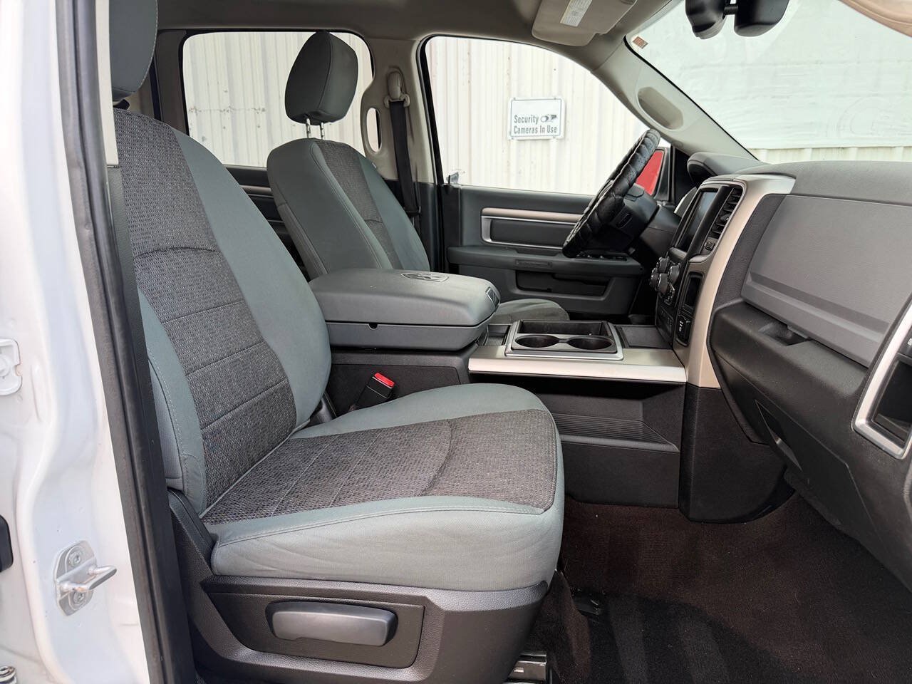 Used 2015 RAM 1500 Lone Star RWD image 20