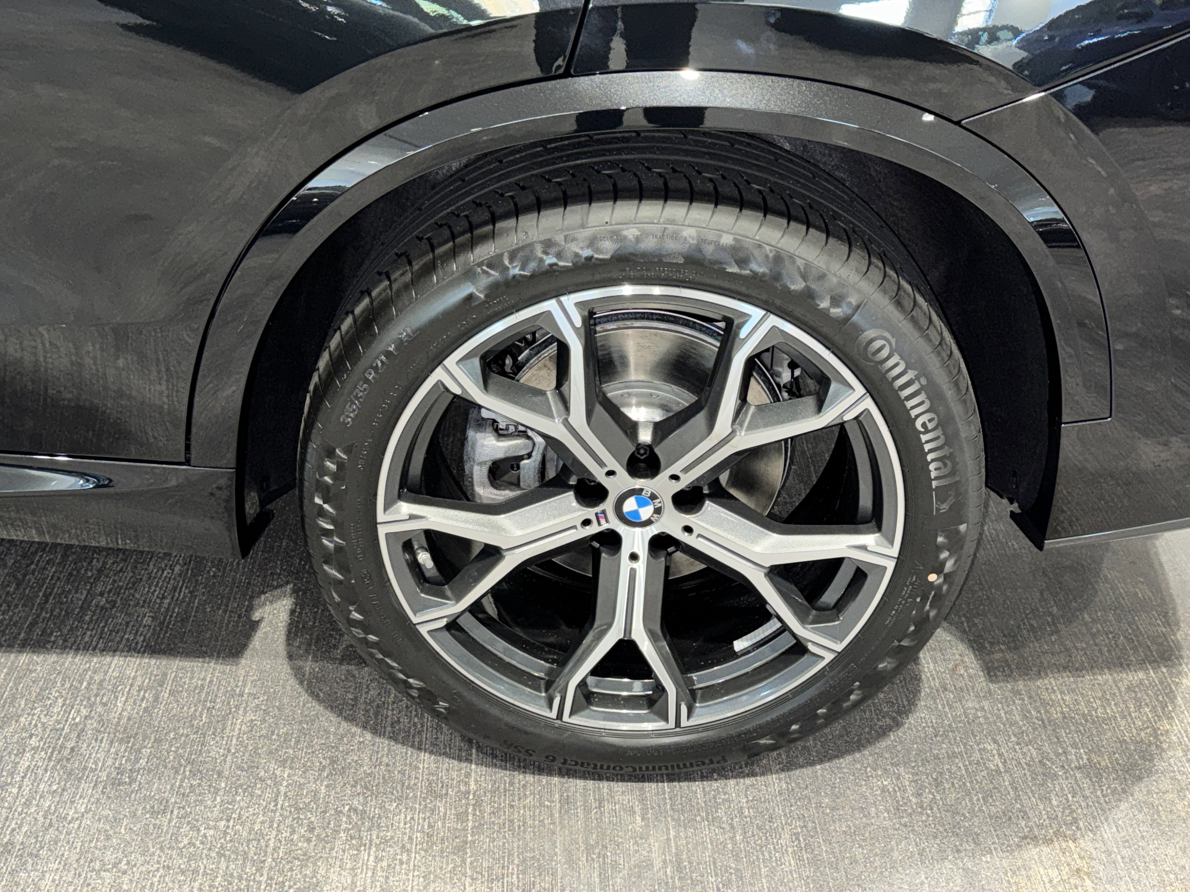 New 2026 BMW X5 sDrive40i w/ M Sport Package image 25