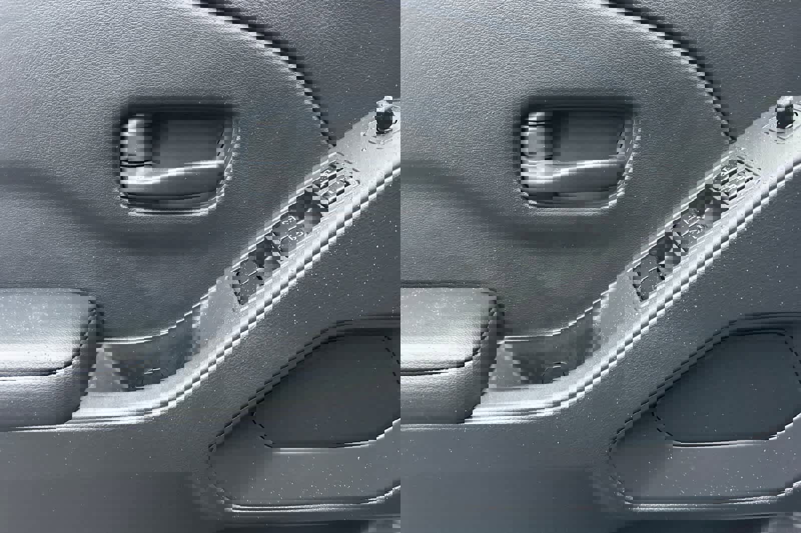 New 2026 Nissan Frontier SV w/ Tow Package image 12