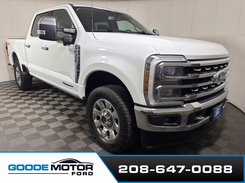 Used 2023 Ford F350 Lariat w/ Lariat Ultimate Package AWD/4WD image 2
