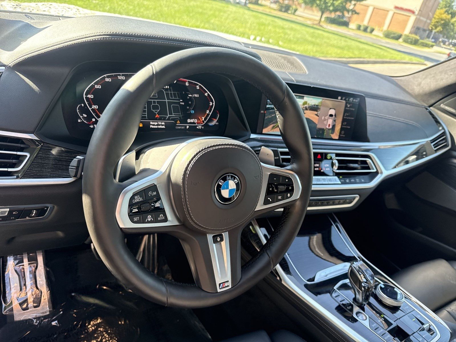 Used 2022 BMW X7 M50i AWD/4WD image 16