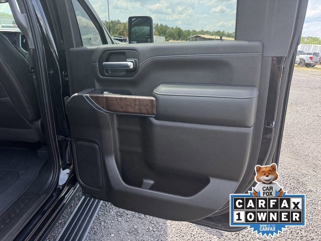 Used 2022 GMC Sierra 3500 Denali AWD/4WD image 27
