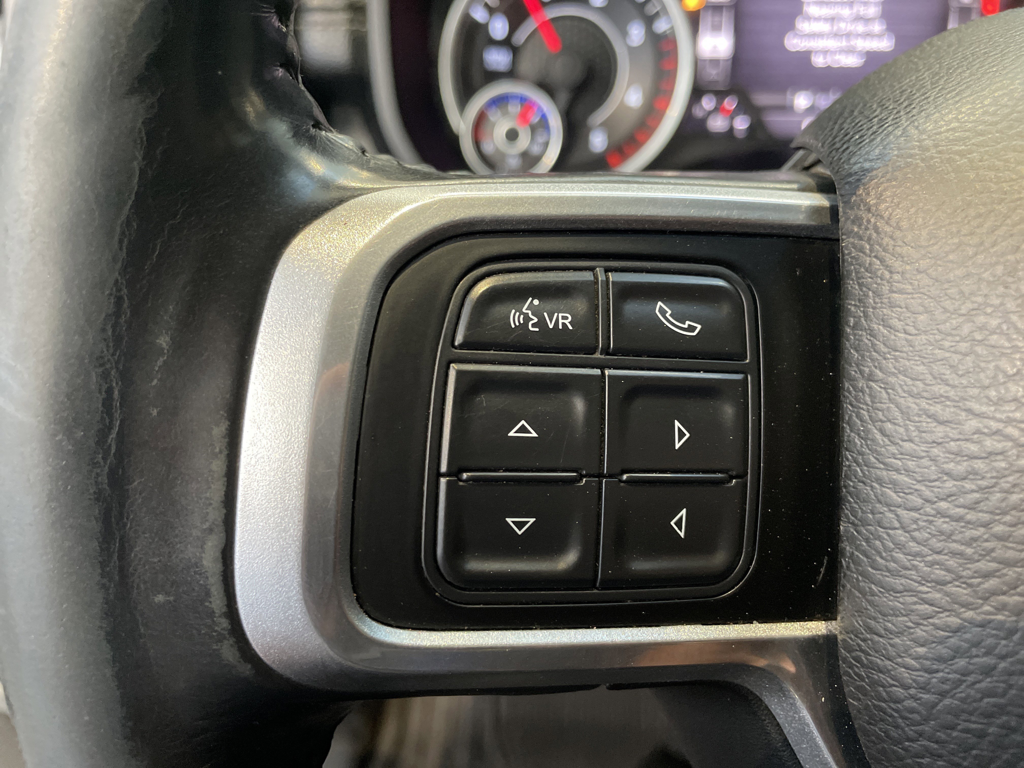 Used 2020 RAM 3500 Laramie image 18