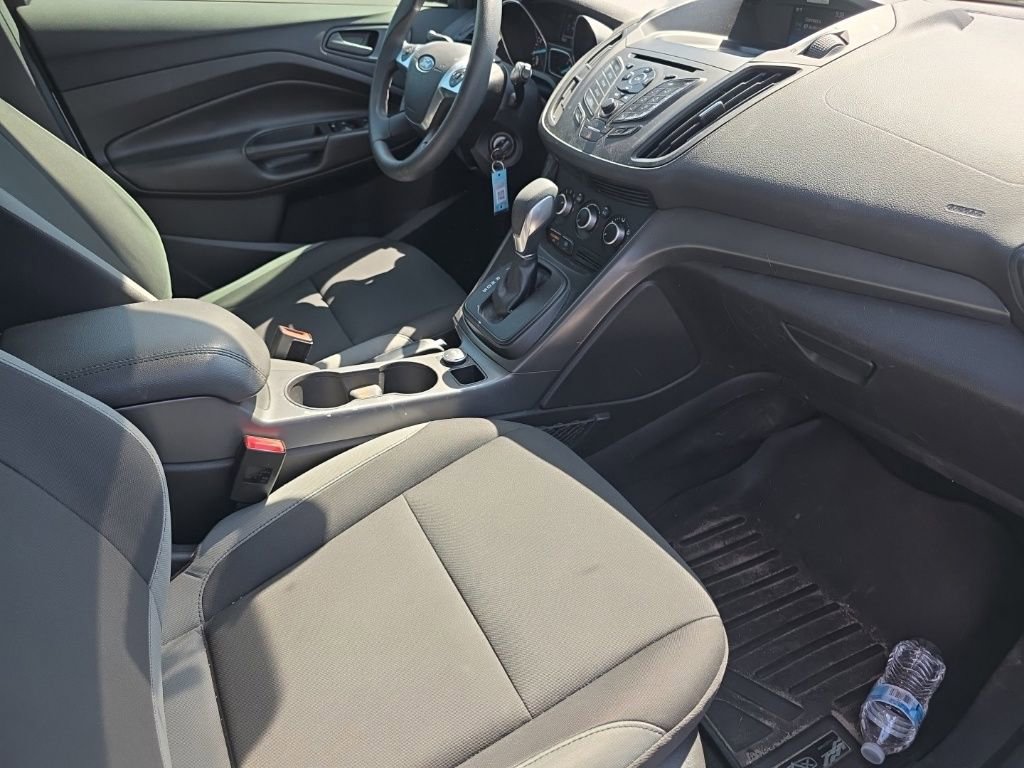 Used 2016 Ford Escape S image 18