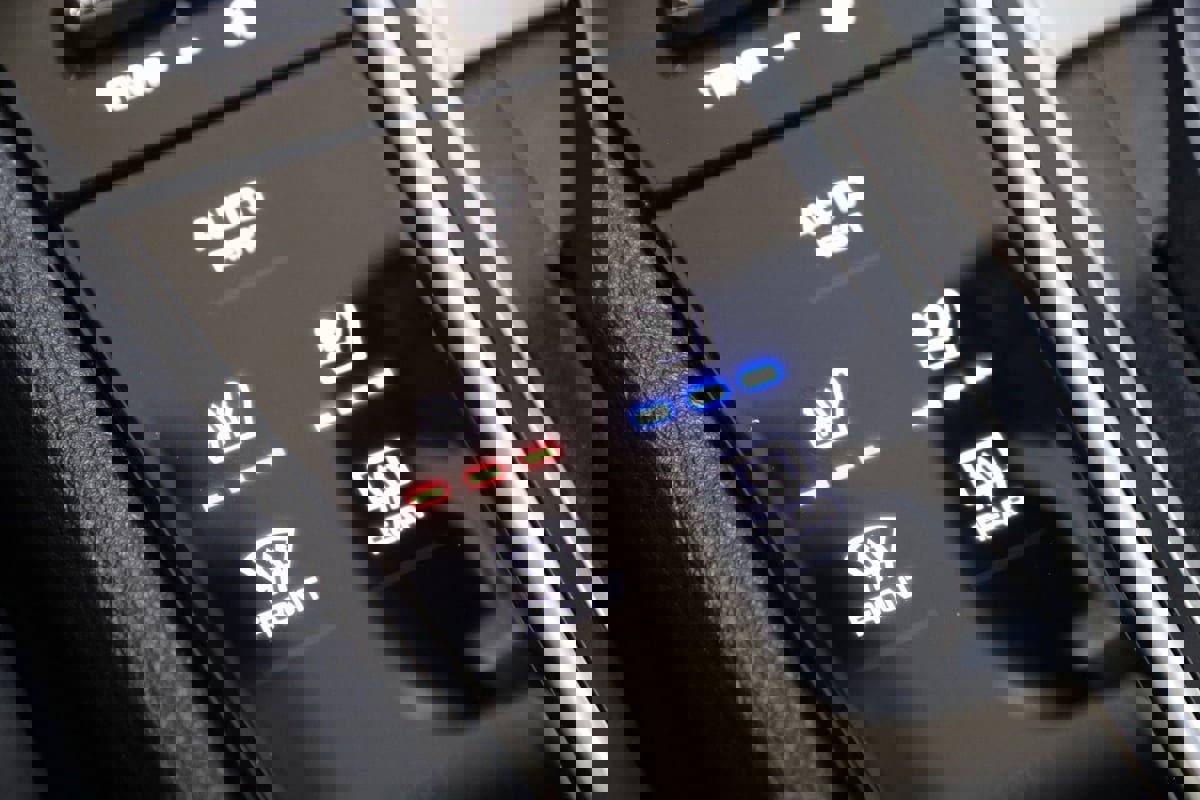 Used 2023 Porsche Cayenne Coupe image 8