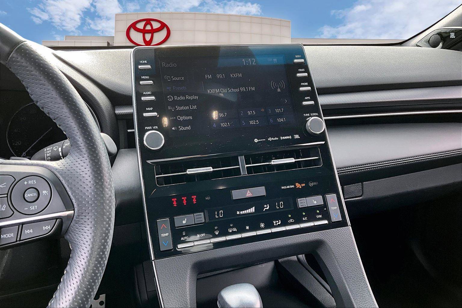 Certified 2021 Toyota Avalon XSE w/ Carpet Mat Package (TMS) image 6