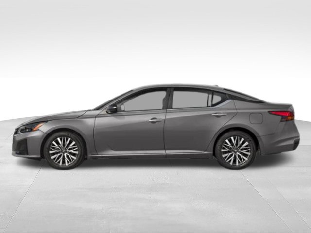 Used 2025 Nissan Altima 2.5 SV FWD image 35