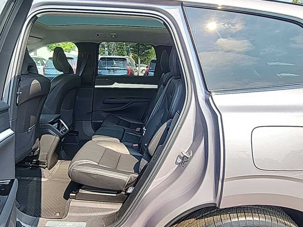 New 2026 Volvo EX90 Ultra AWD/4WD image 14