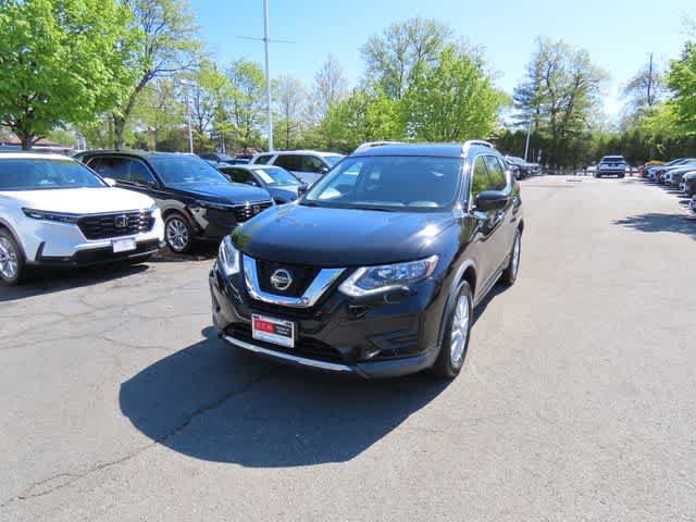 Used 2018 Nissan Rogue SV AWD/4WD image 1