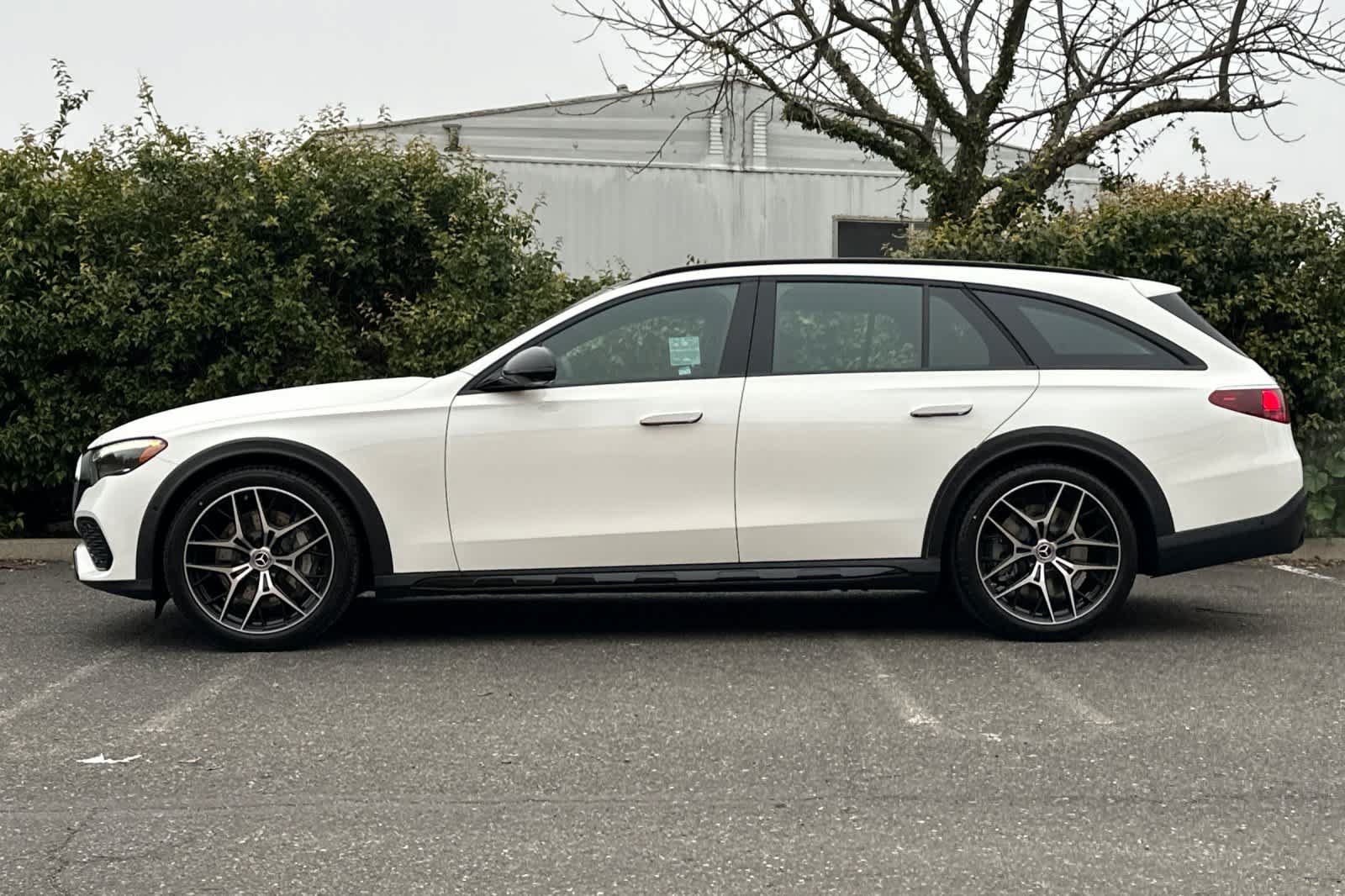 New 2026 Mercedes-Benz E 450 4MATIC All-Terrain Wagon image 6