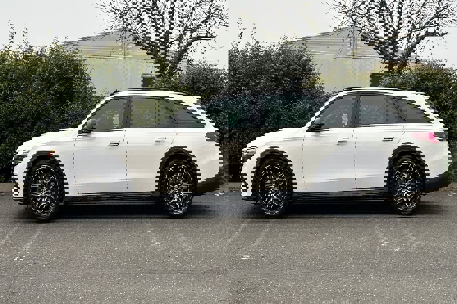 New 2026 Mercedes-Benz E 450 4MATIC All-Terrain Wagon image 6