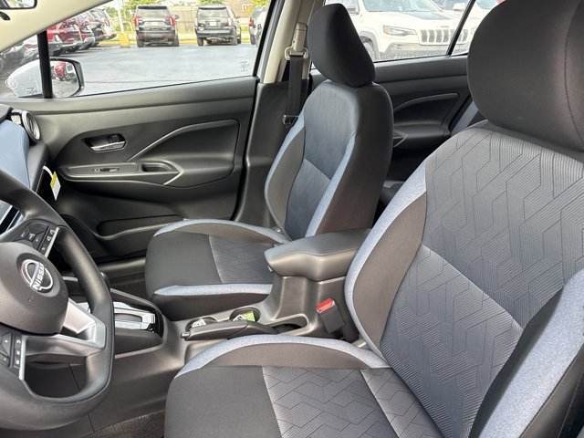 New 2025 Nissan Versa SV image 5