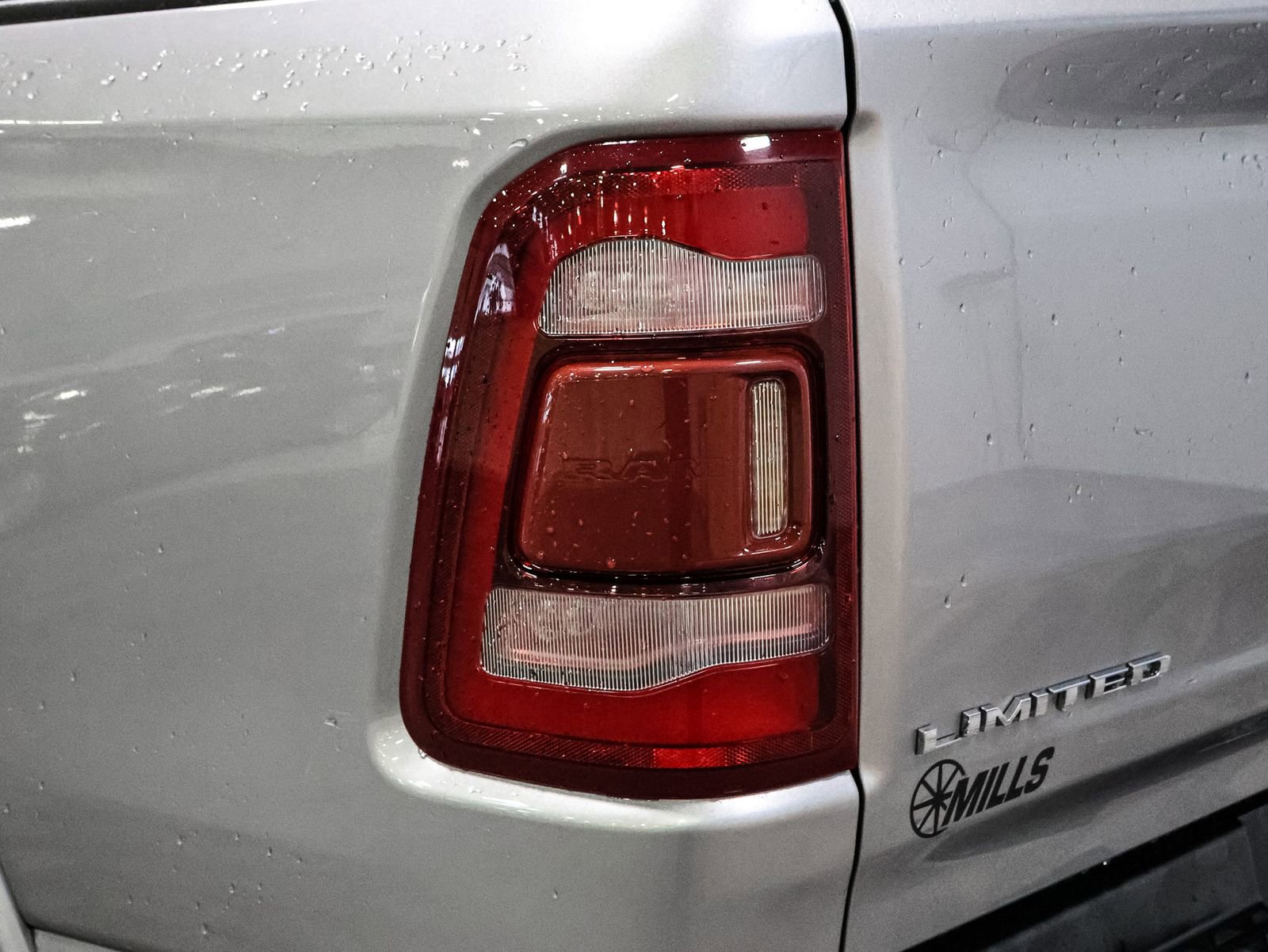 Used 2020 RAM 1500 Limited image 15